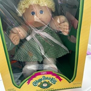 Cabbage Patch 1985 girl